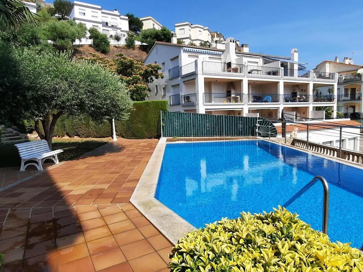 Apartamento Familiar Con Piscina, Jardin Y Terrazas - Llanca - Es-170-22 Apartment